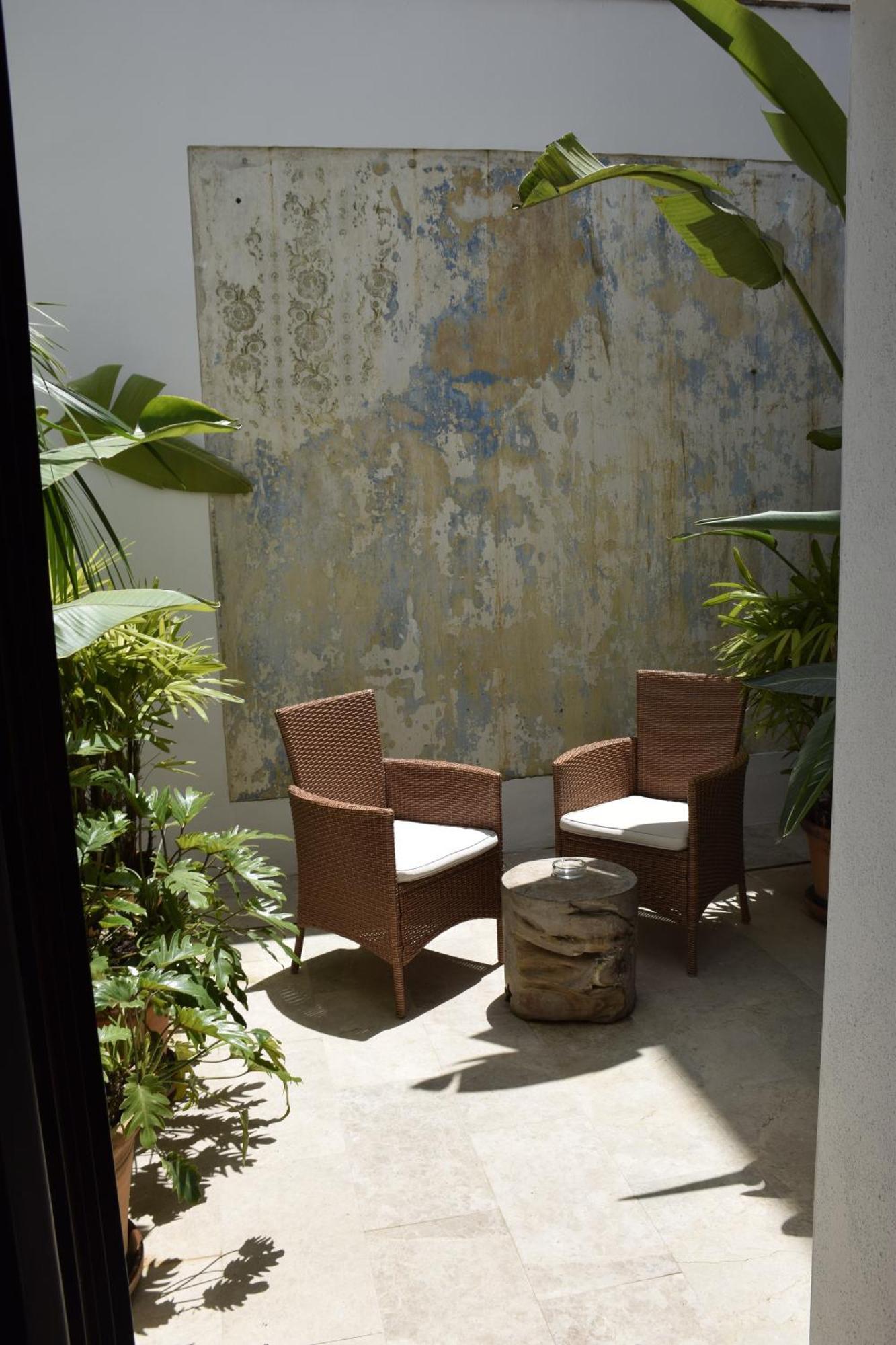 Chacon Apartments & Suites Estepona Luaran gambar