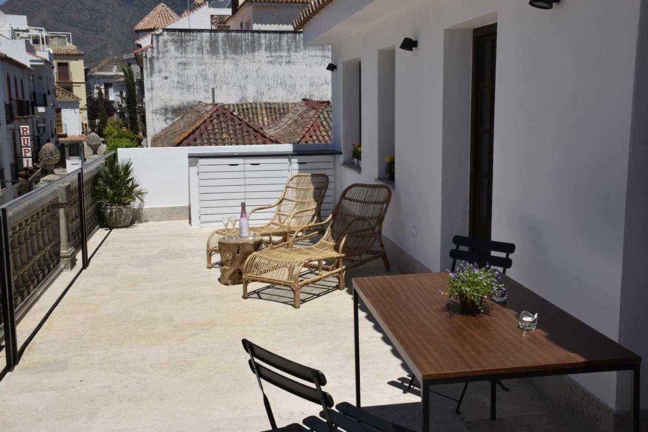 Chacon Apartments & Suites Estepona Luaran gambar