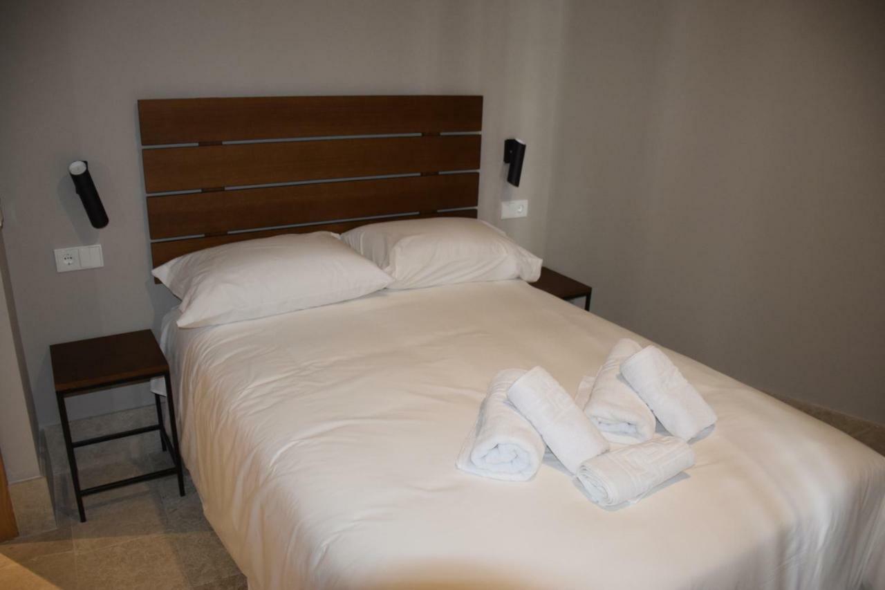 Chacon Apartments & Suites Estepona Luaran gambar