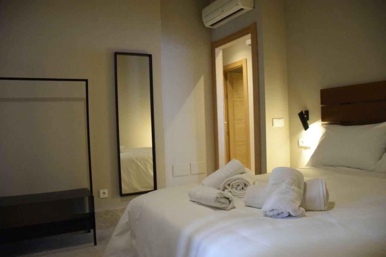 Chacon Apartments & Suites Estepona Luaran gambar